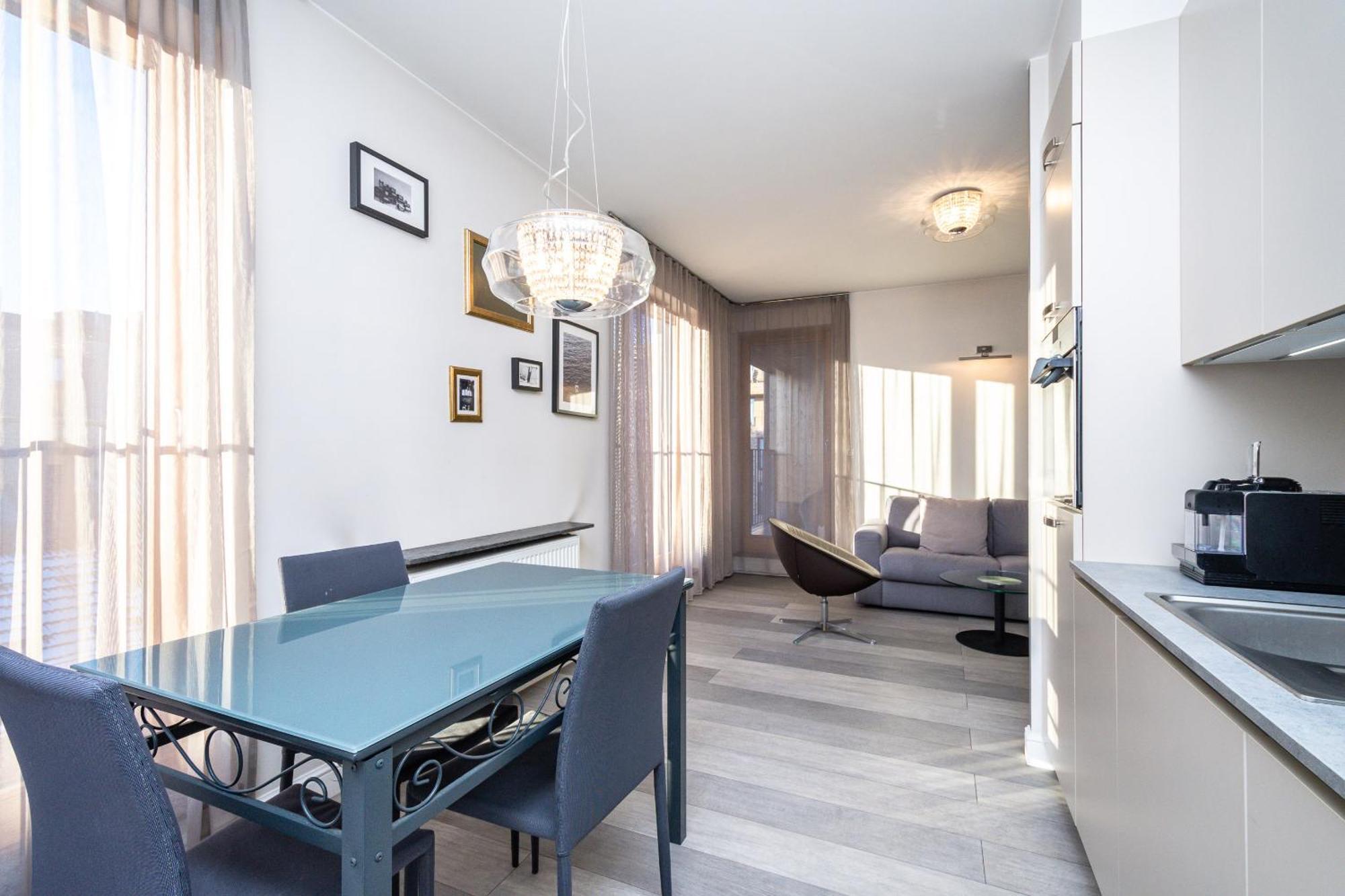 Rentplanet - Apartament Lubicz Kraków Exteriör bild